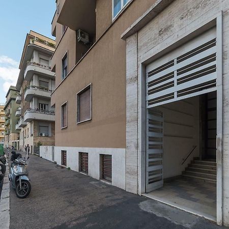 Tiber Stylish Apartment โรม ภายนอก รูปภาพ