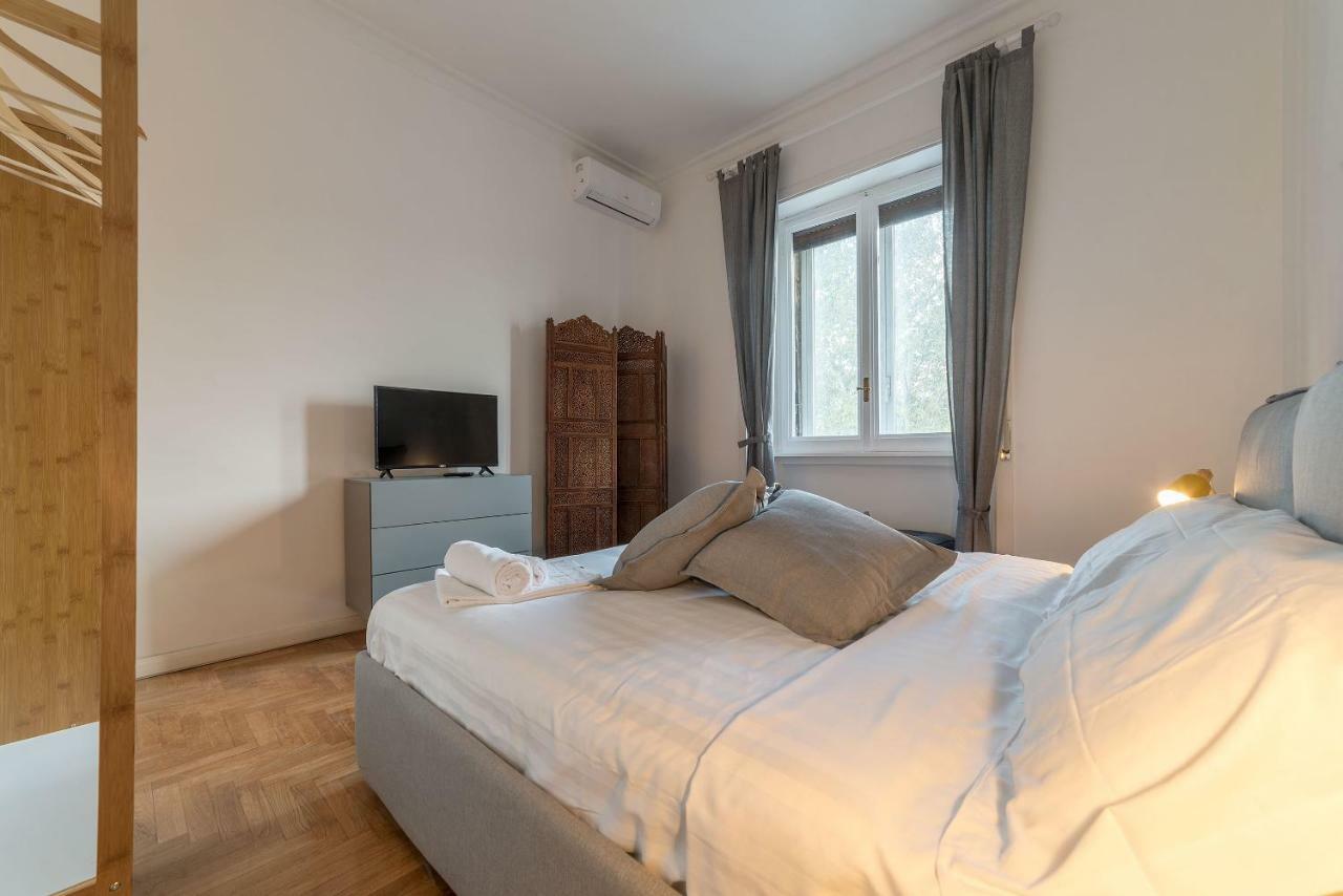 Tiber Stylish Apartment โรม ภายนอก รูปภาพ