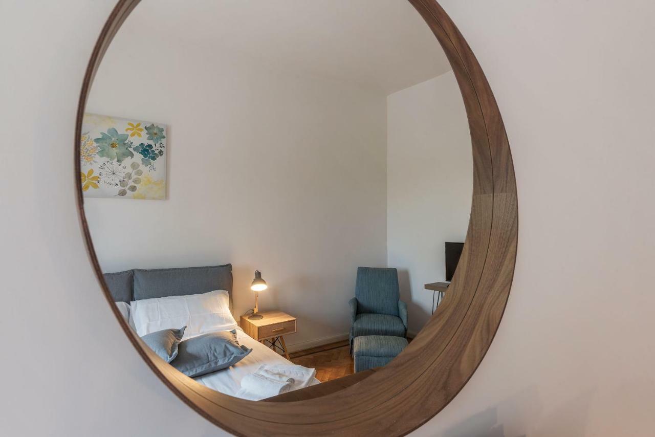 Tiber Stylish Apartment โรม ภายนอก รูปภาพ