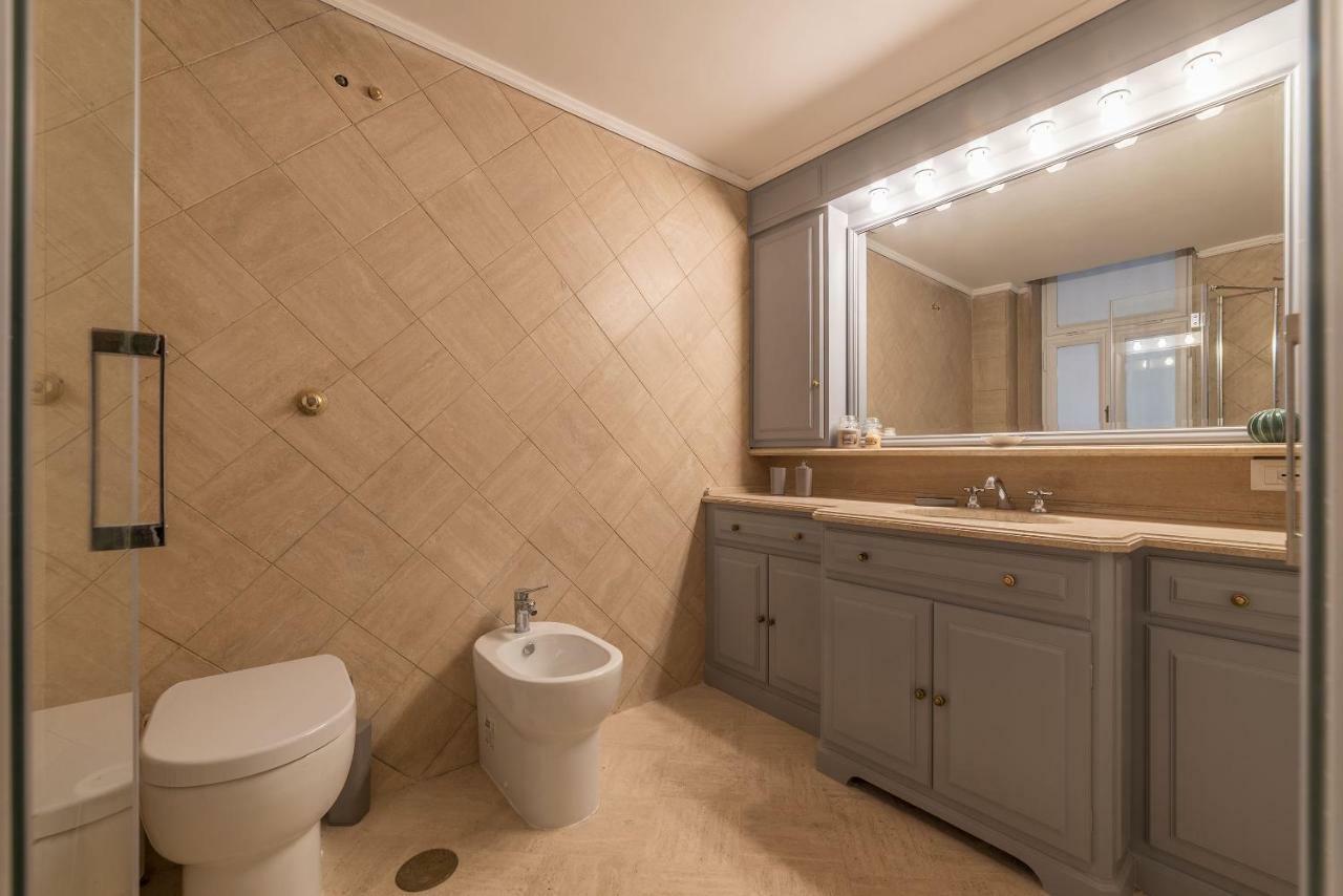 Tiber Stylish Apartment โรม ภายนอก รูปภาพ